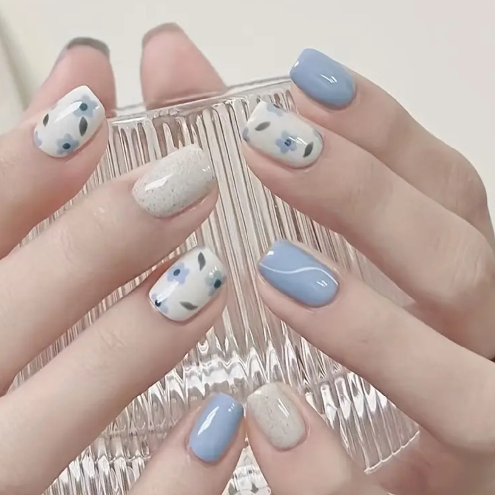 Blue and White Floral Press on Nails